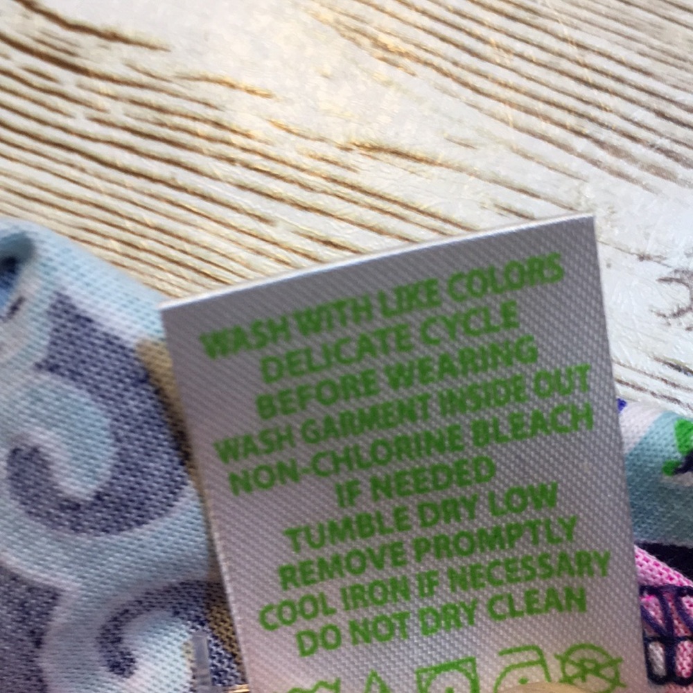 Lilly Pulitzer Dress size medium beautiful dress - Picture 8 of 10